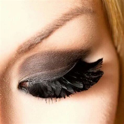 are fake eyelashes made from crow feathers